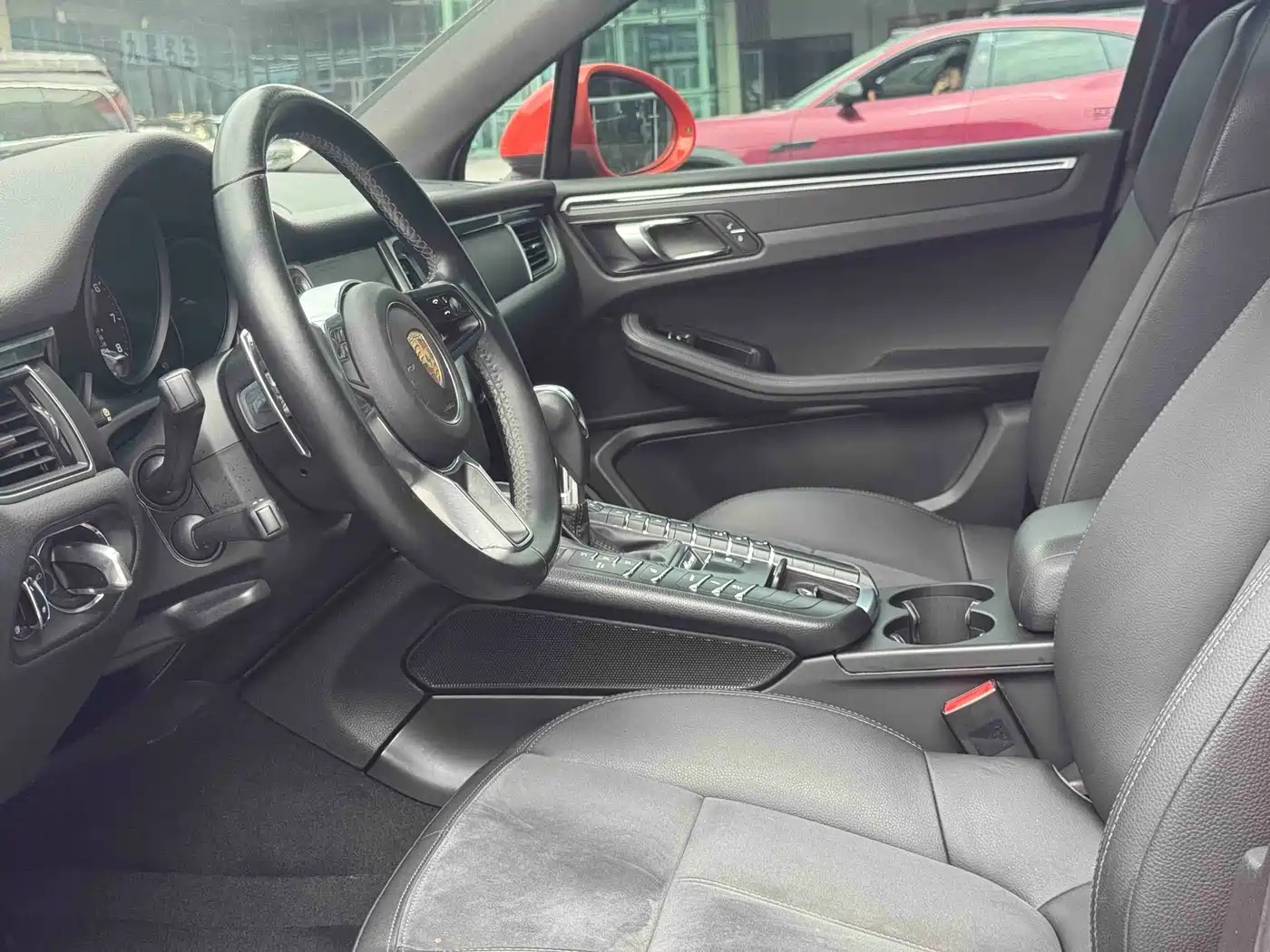 Porsche Macan 2017 Macan 2.0T фото 4