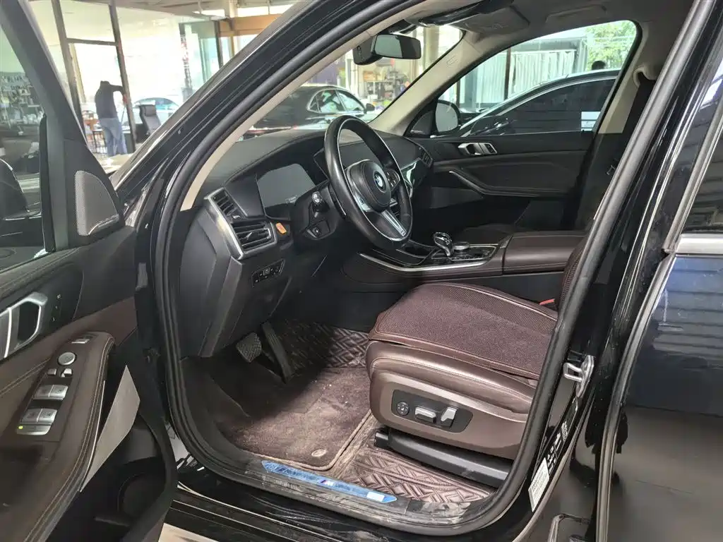 BMW X5 2022 xDrive 30Li Premium M Sport Package фото 9