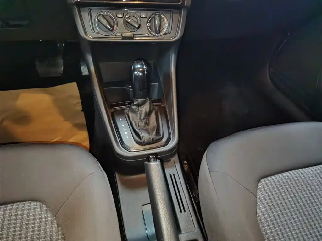 Volkswagen Santana 2019 1.5L Auto Trend Edition China VI фото 10