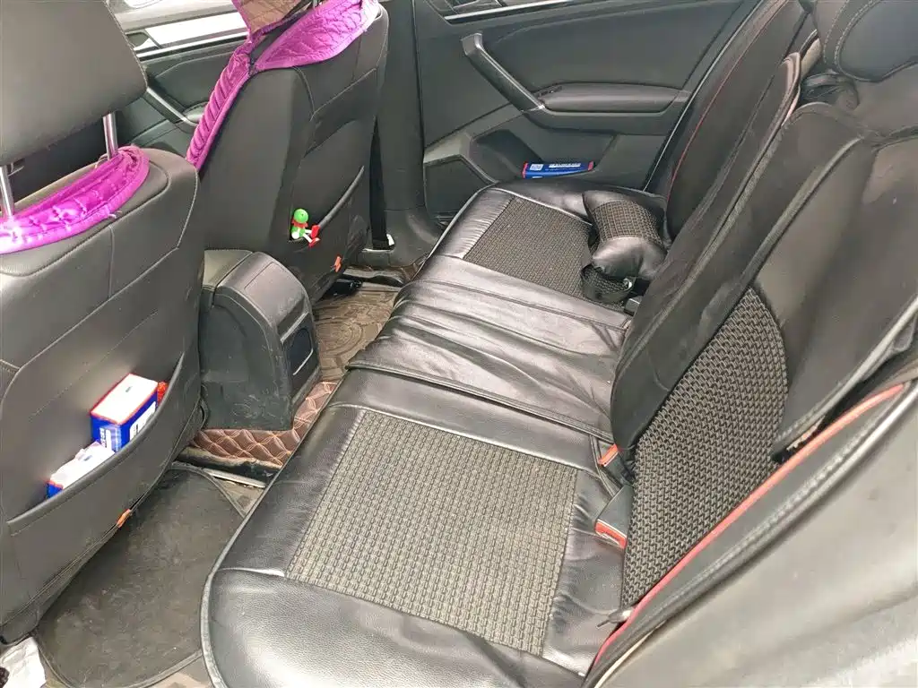 Volkswagen Bora 2018 1.5L Manual Comfort фото 15