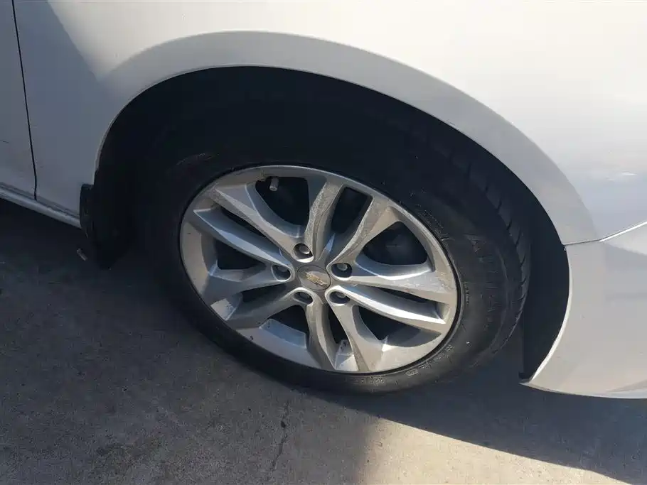Chevrolet Malibu XL 2018 530T Auto RuiChi Edition фото 6