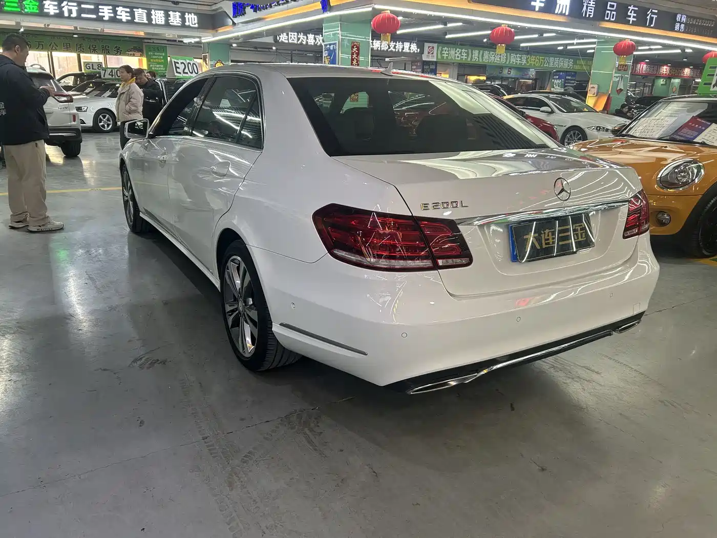 Mercedes-Benz E-Class 2015 Facelift E 180 L фото 7