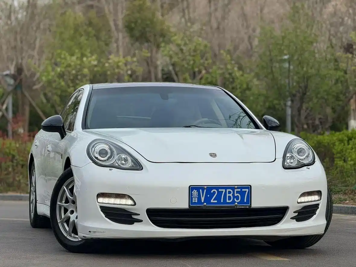 Porsche Panamera 2011 2010 Panamera 3.6L