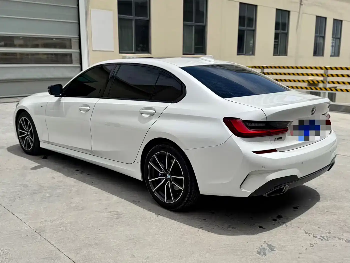BMW 3 Series 2022 320Li M Sport Package фото 2