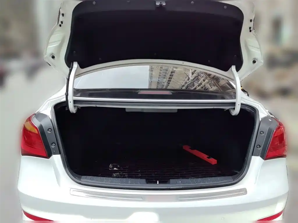 Hyundai Mistra 2014 1.8L Auto Smart GLS фото 10