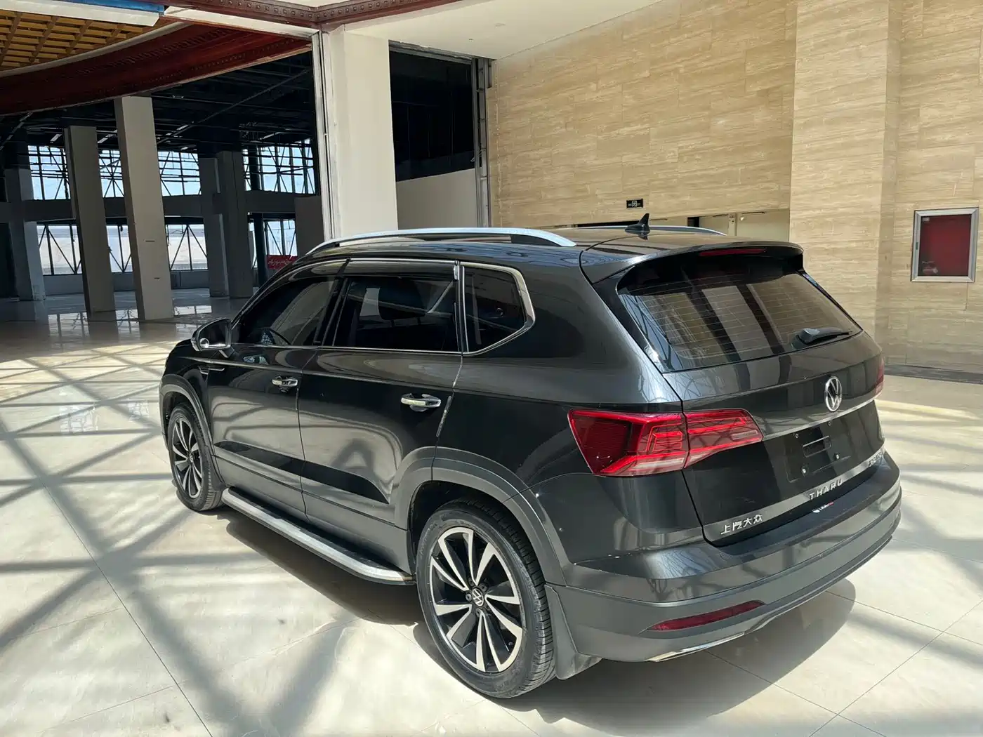 Volkswagen Tharu 2022 280TSI FWD Luxury Edition фото 6