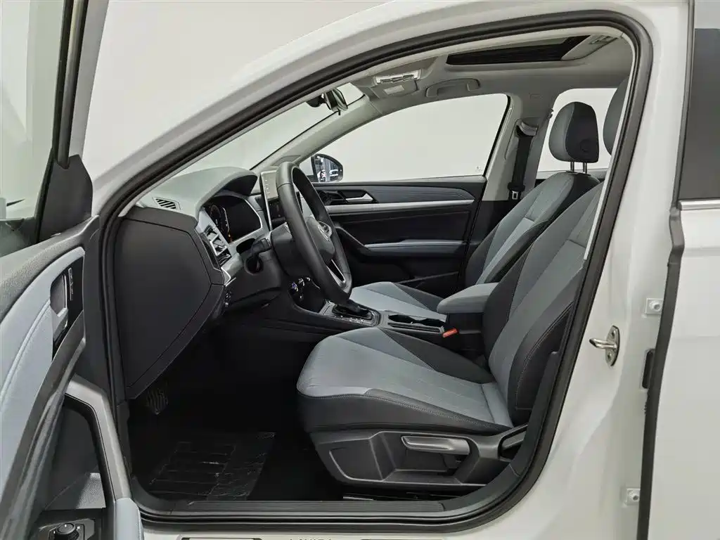 Volkswagen Lavida 2023 1.5L Auto Five Million Edition фото 10