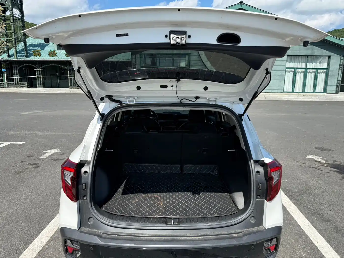 Kia Seltos 2024 2023 1.5L CVT Premium Edition