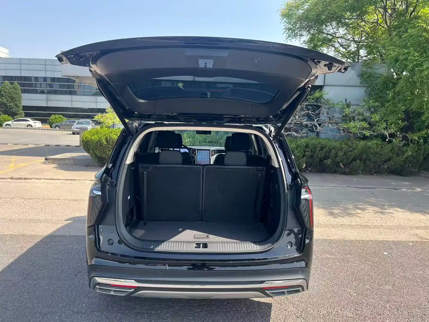 Hongqi HS7 PHEV 2024 2.0T PHEV 4WD Flagship Edition 6-seater фото 4