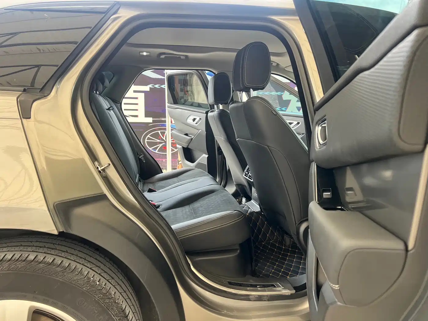 Land Rover Range Rover Velar 2020 P250 фото 20