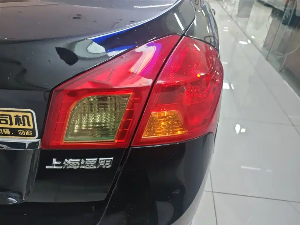 Buick Excelle 2013 1.5L Manual Classic Edition фото 8