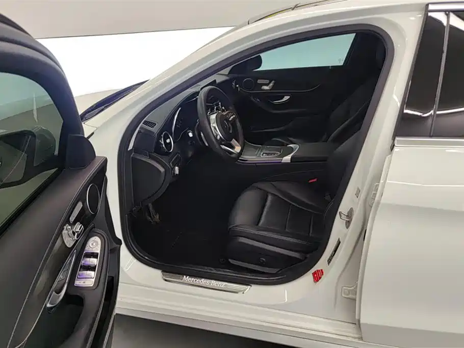 Mercedes-Benz C-Class 2020 Facelift C 260 L Sport фото 9