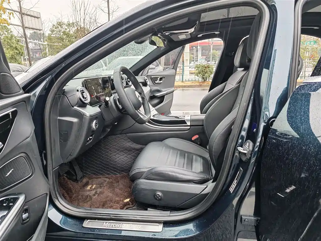 Mercedes-Benz C-Class 2024 C 260 L Sport фото 12