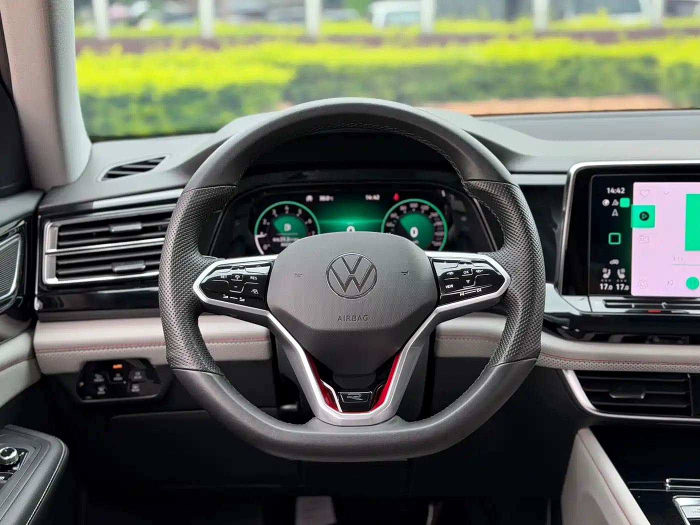 Volkswagen Teramont 2023 Teramont X Facelift 380TSI 4WD Premium Luxury Edition фото 10