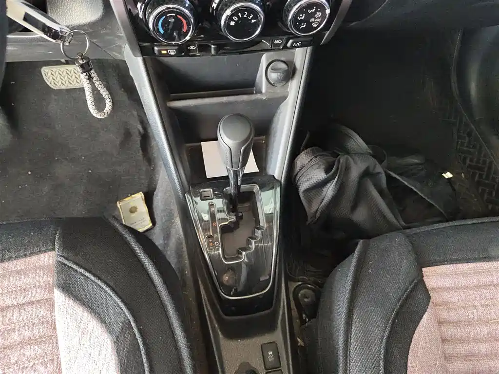Toyota YARiS L Zhi Xuan 2021 Zhi Xuan X 1.5L CVT Leading Edition фото 10