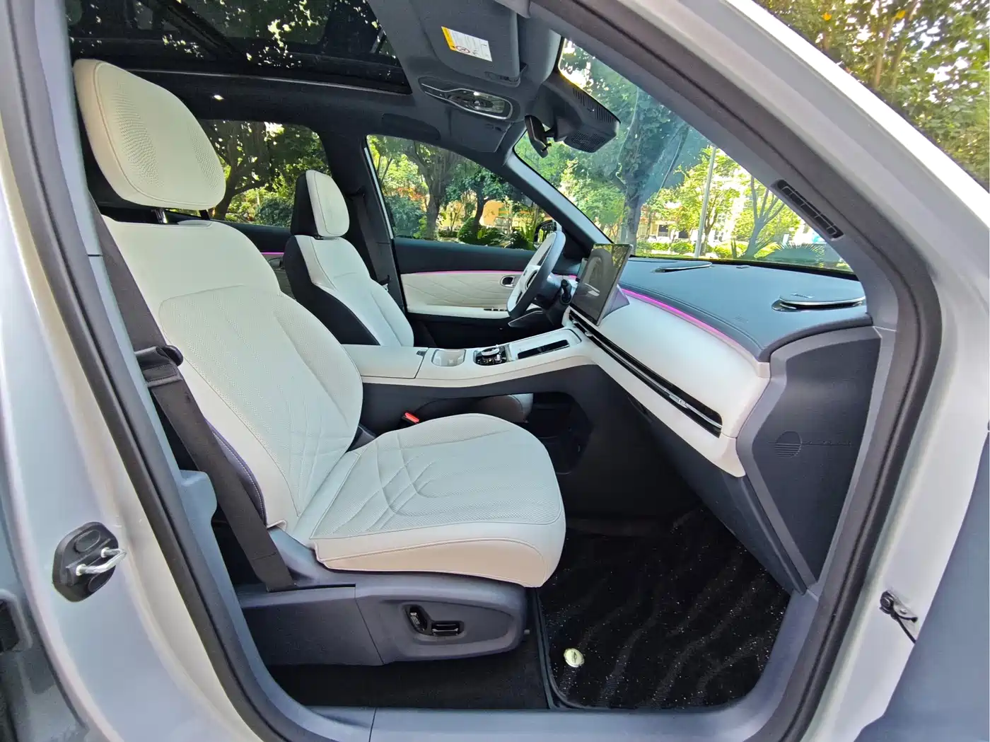 Geely Galaxy Galaxy Starship 7 EM-i 2025 Model 120km Explorer+ Edition фото 9
