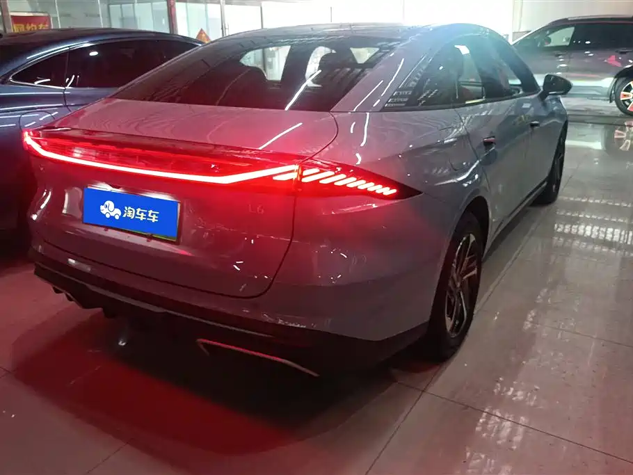 Geely Galaxy Galaxy L6 2023 60km PLUS фото 3
