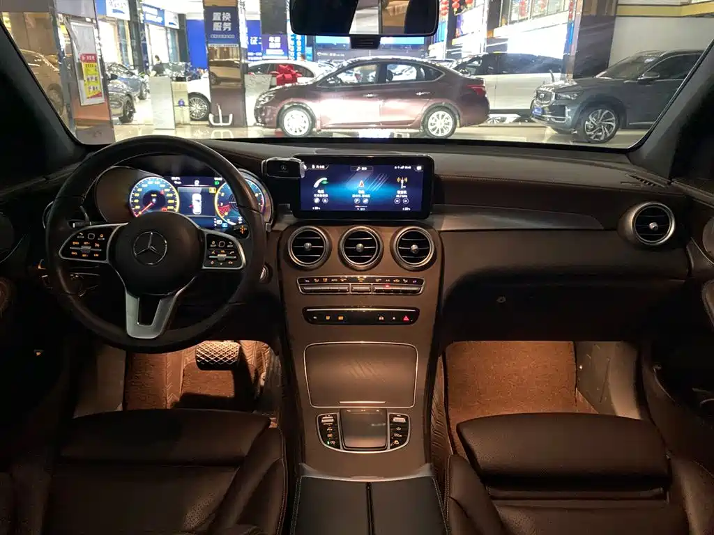 Mercedes-Benz GLC 2022 Model GLC 300 L 4MATIC Dynamic Edition фото 16