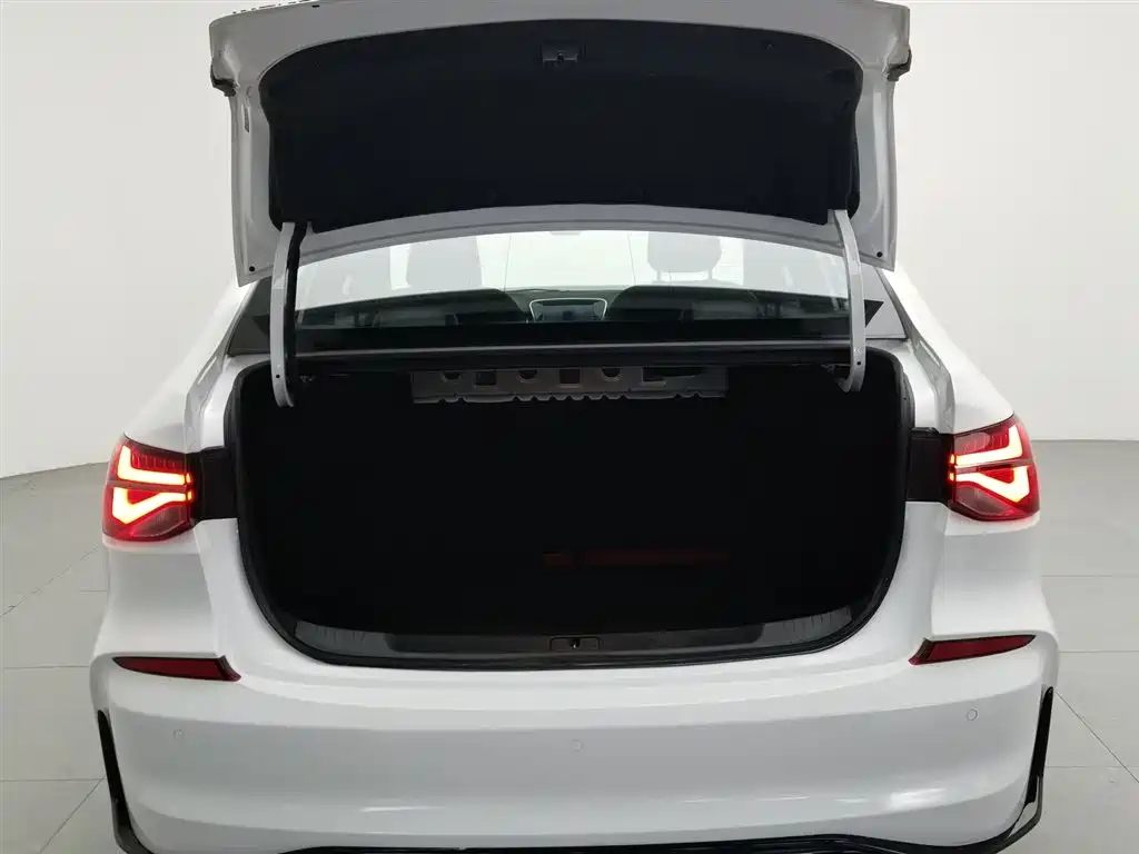 Chevrolet Monza 2019 RS 330T Auto Smooth Edition China VI фото 16