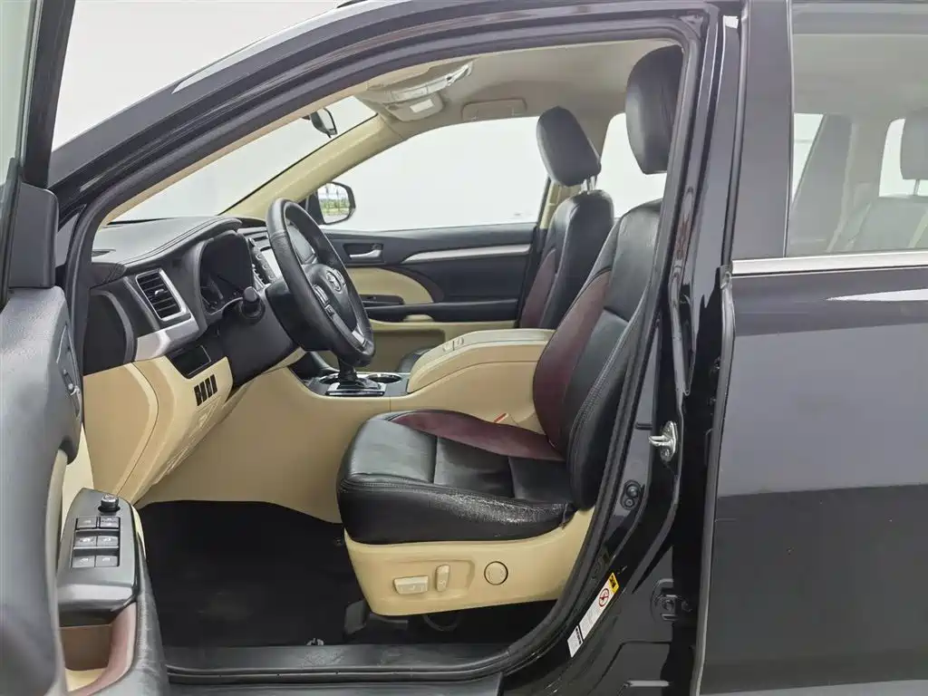 Toyota Highlander 2017 2.0T 4WD Elite 7-Seater фото 10