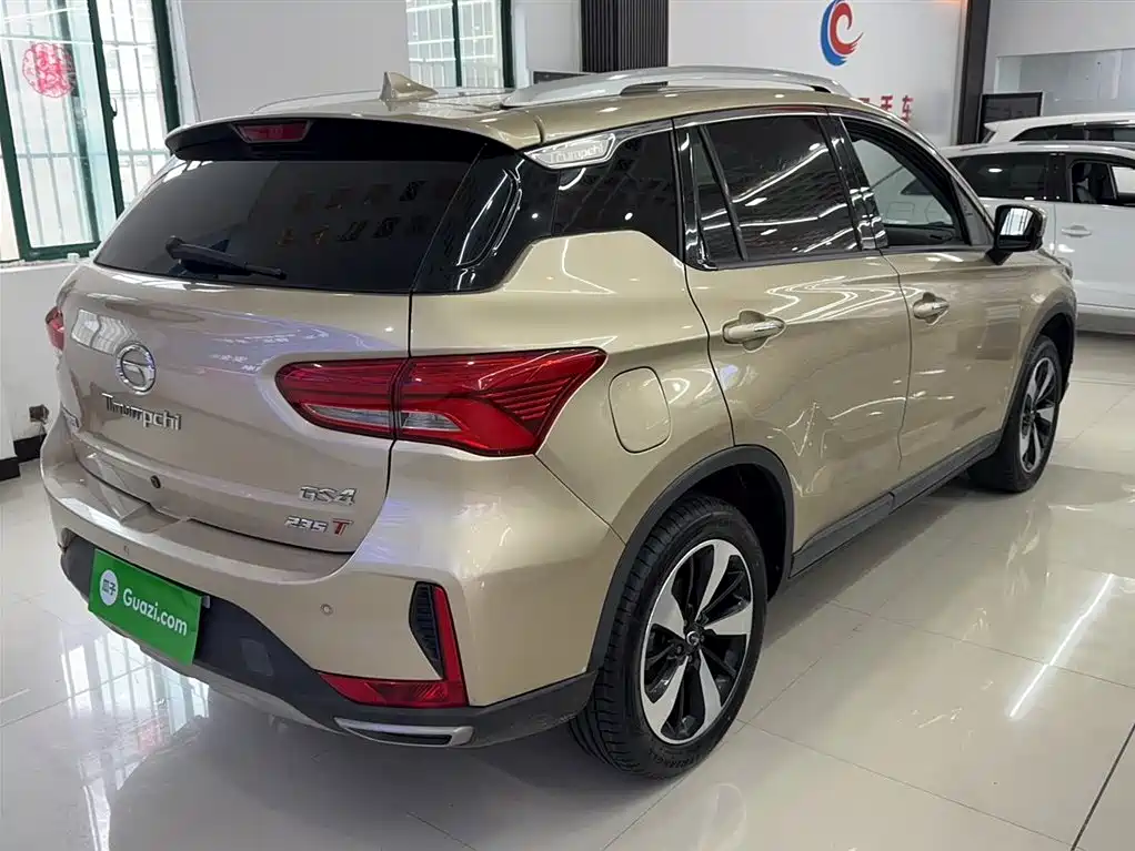 GAC Trumpchi Trumpchi GS4 2018 235T Auto 2WD Supreme Edition фото 6