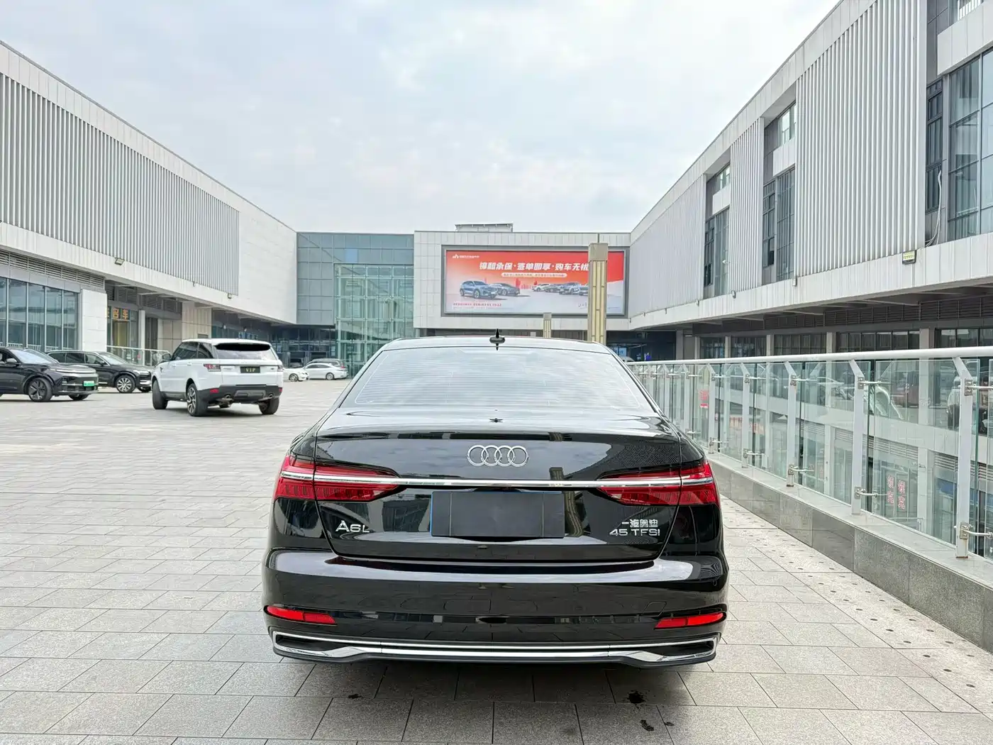 Audi A6L 2023 45 TFSI Premium Selection Elegance фото 9