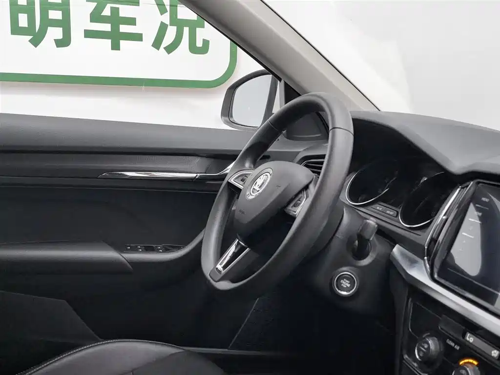 Škoda Kamiq 2021 1.5L Auto Comfort Edition фото 22