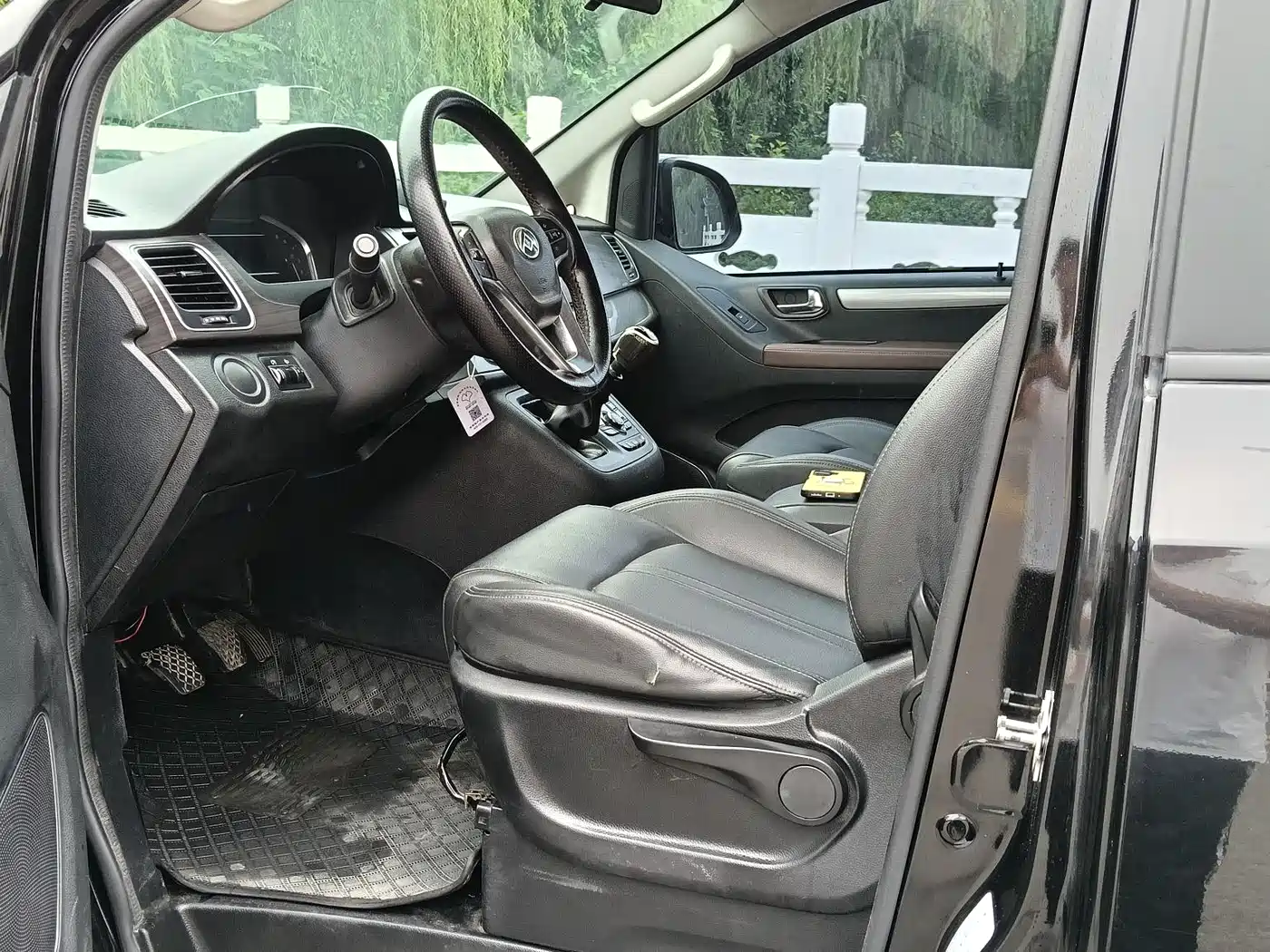 SAIC Maxus Maxus G10 2021 2.0T Manual Elite Edition Diesel 7-Seater фото 8