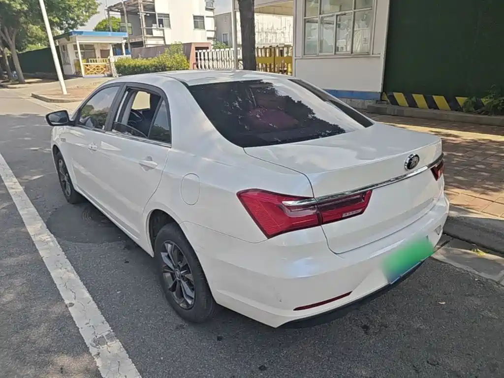 BYD Qin 2020 2019 1.5L Automatic Prestige