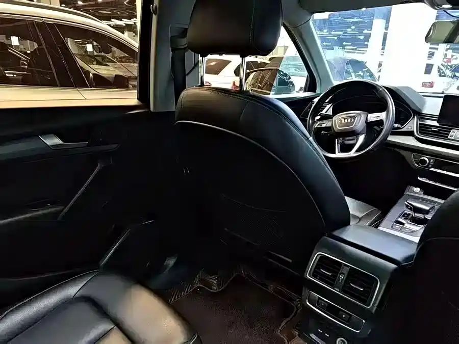 Audi Q5L 2020 40 TFSI Prestige Progressive фото 12