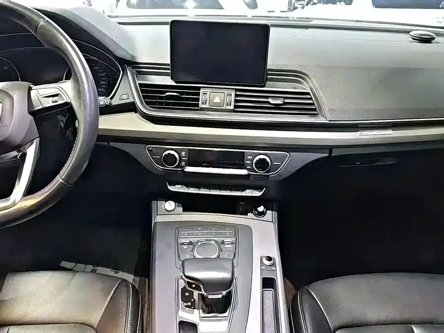 Audi Q5L 2020 40 TFSI Prestige Progressive фото 18