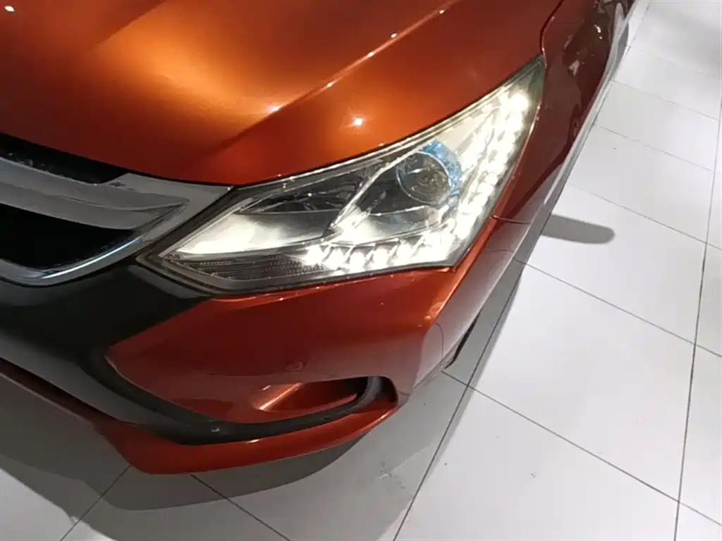 BYD Song 2016 2.0TID Automatic Premium фото 24
