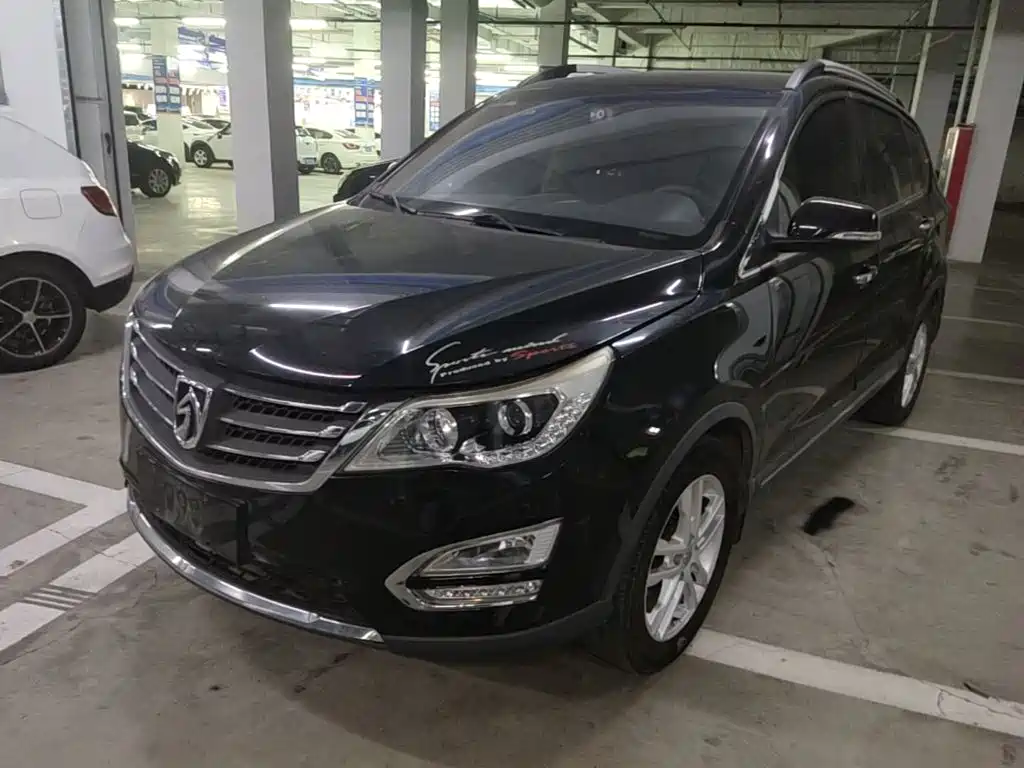 Baojun 560 2015 2015 1.8L Manual Elite