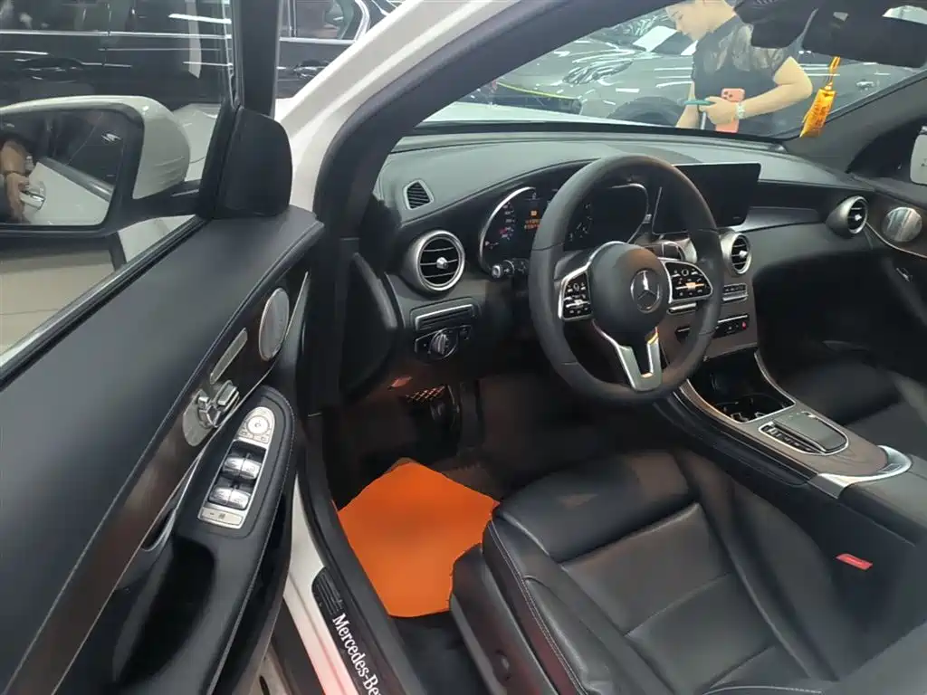Mercedes-Benz GLC 2020 GLC 300 L 4MATIC Dynamic фото 12