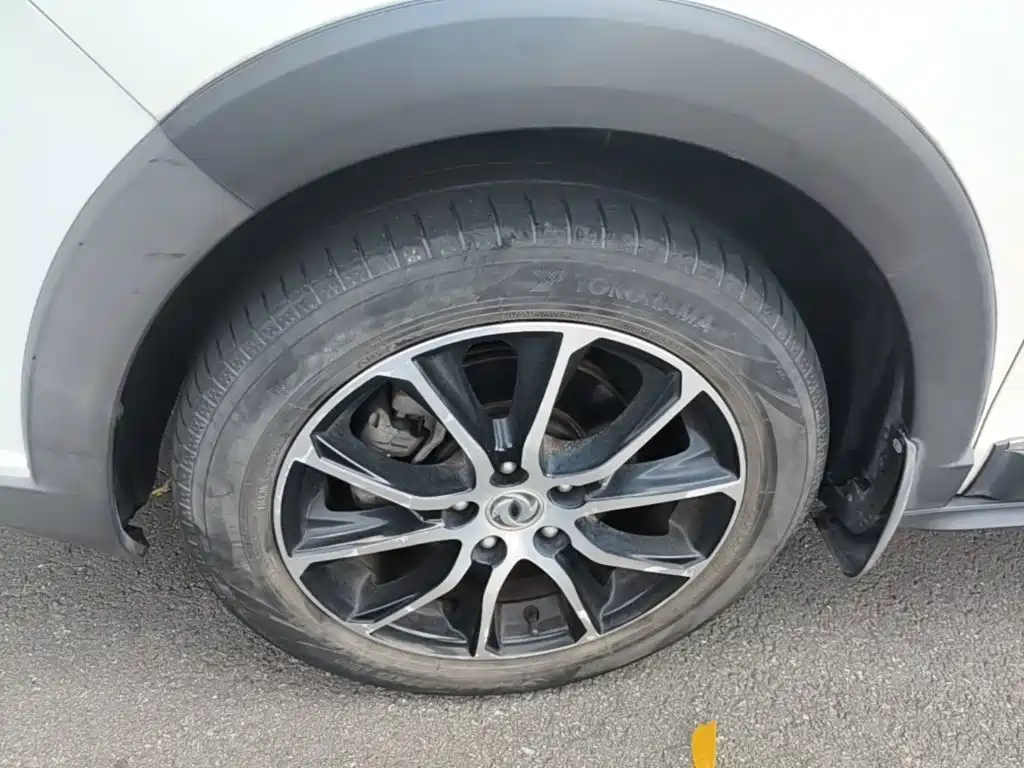 Dongfeng Fengxing Jingyi X6 2018 2017 Joy Series 1.5T Manual Luxury