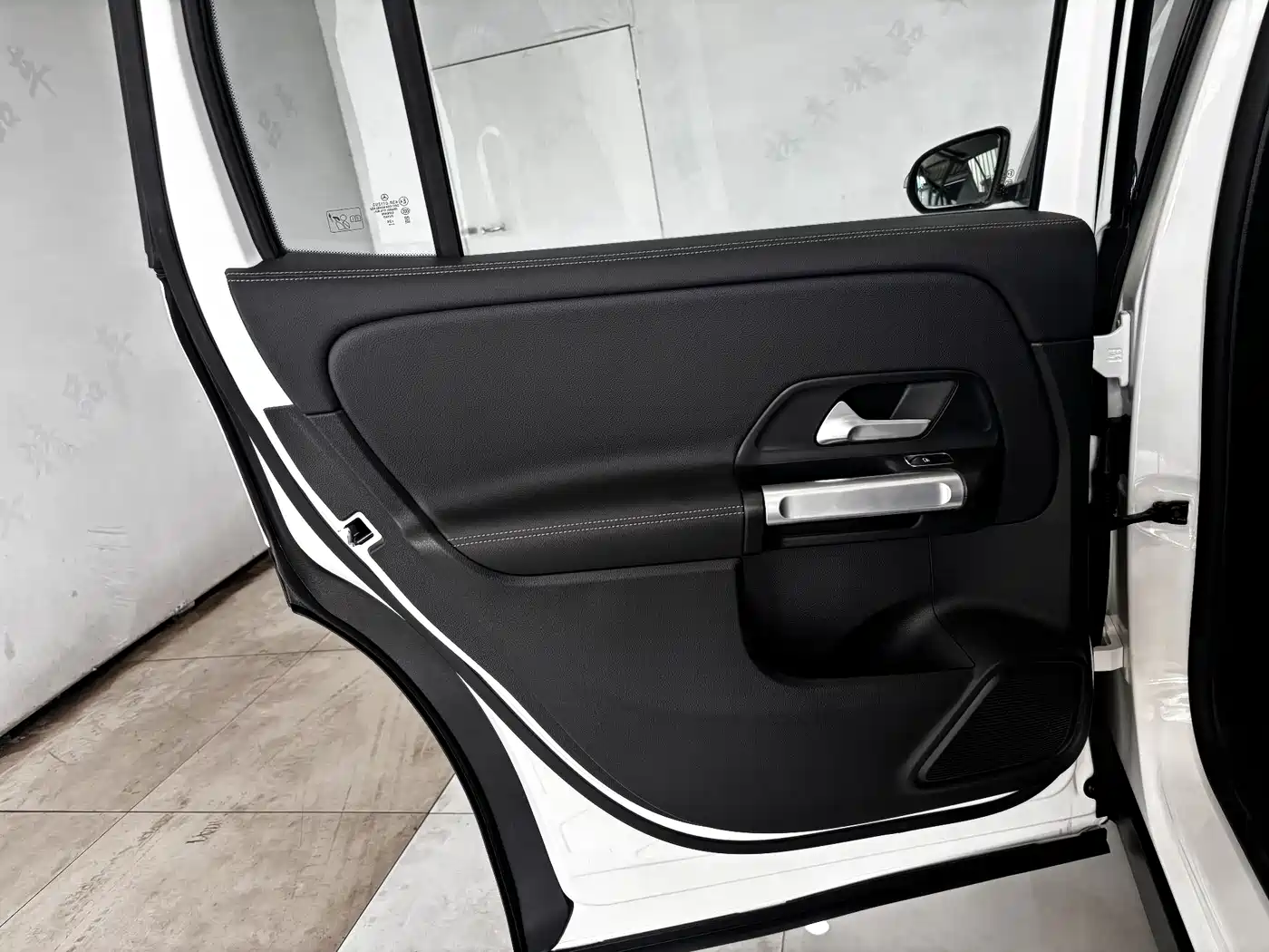 Mercedes-Benz GLB 2025 Model GLB 220 Fashion Style фото 20