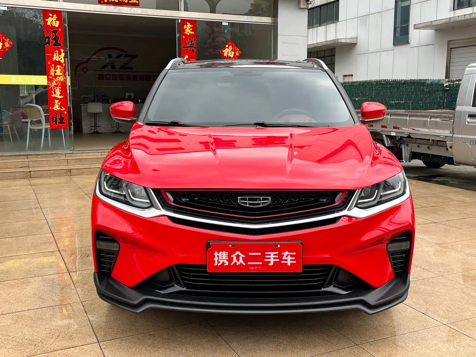 Фото 3 - Geely Coolray