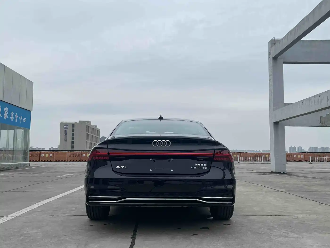 AUDI A7L