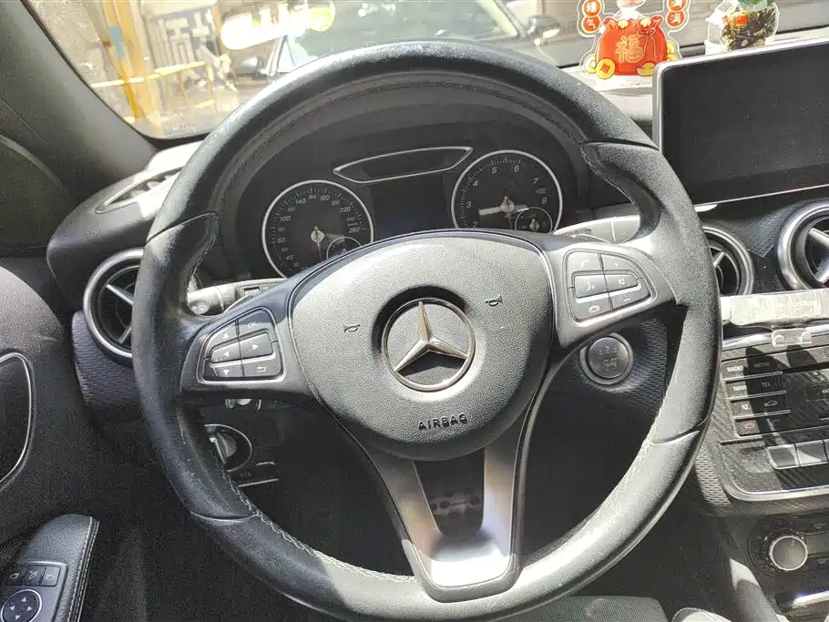 Mercedes-Benz A-Class (Import) 2017 A 200 Dynamic Edition фото 15
