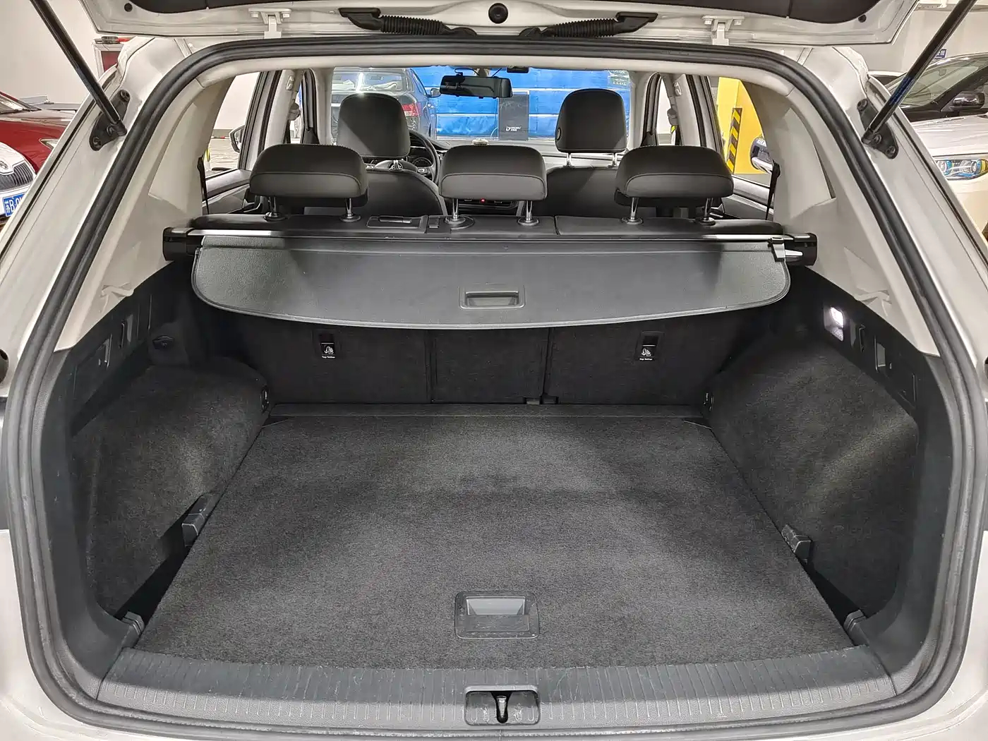 Volkswagen Tayron 2019 330TSI 2WD Luxury China VI фото 11