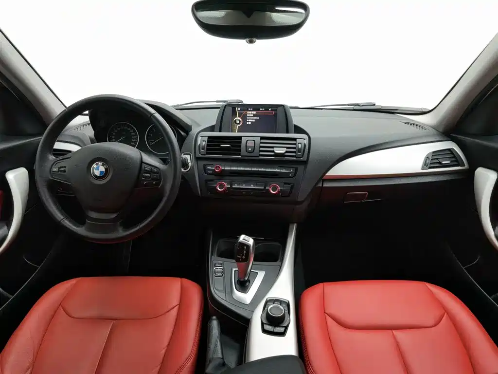 BMW 1 Series (Import) 2012 116i Leading фото 5