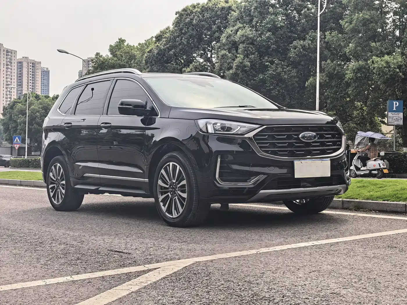 Ford Edge 2021 2021 PLUS EcoBoost 245 FWD Luxury Sharp 7-seater