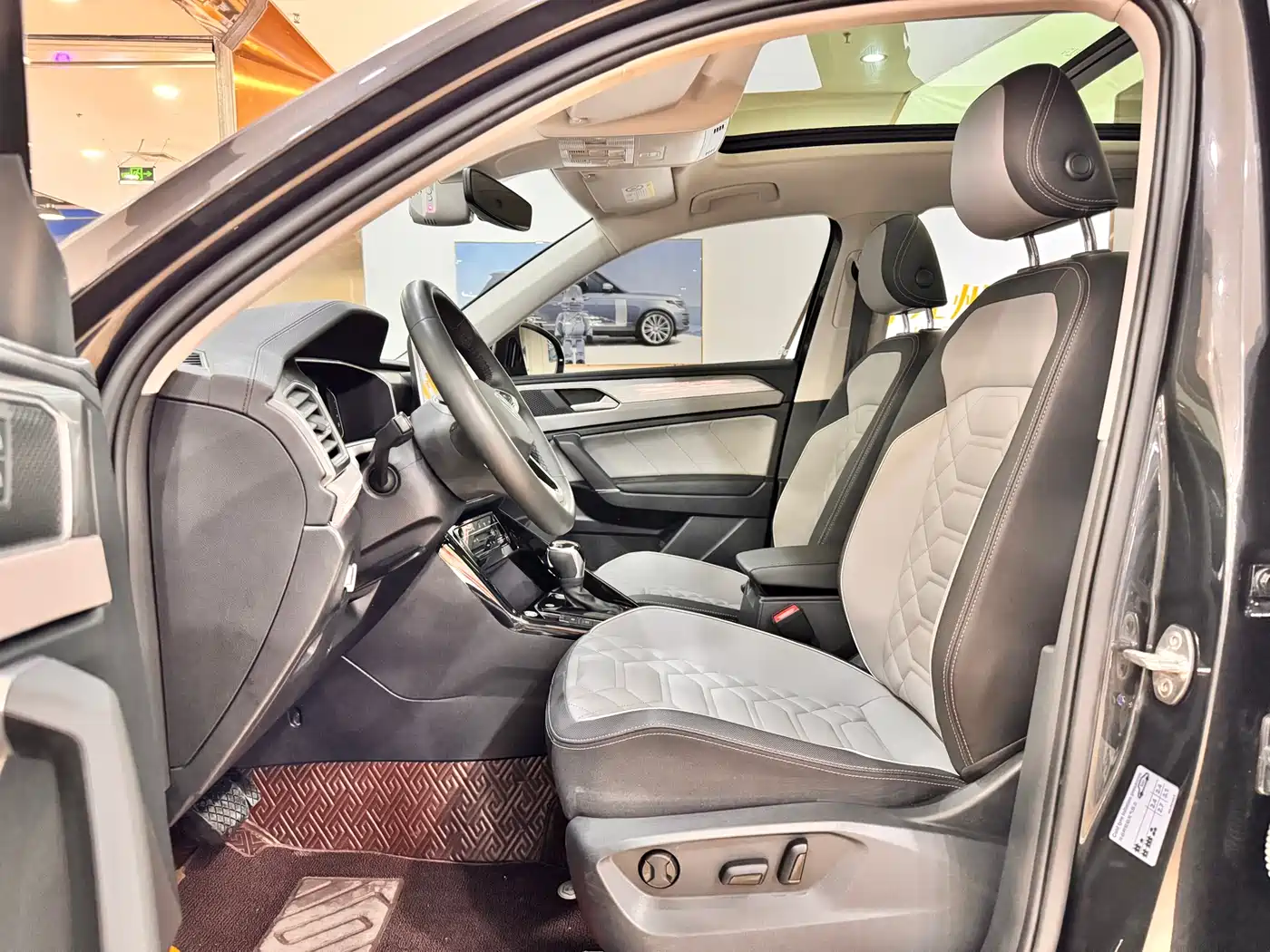 Volkswagen Tayron 2024 380TSI 4WD R-Line High Performance фото 11