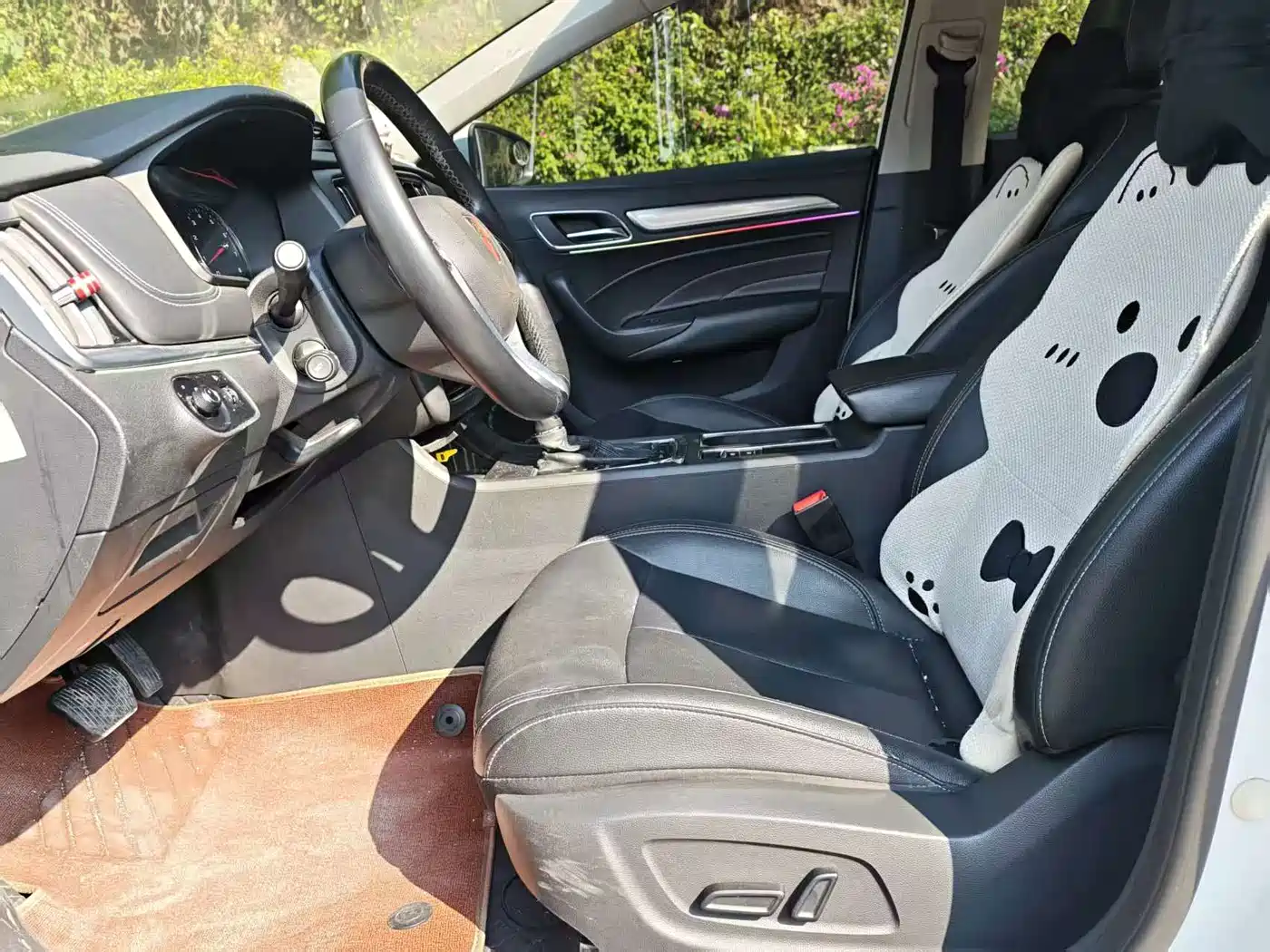 Roewe i6 2017 2018 20T Automatic Internet ZhiXiang Edition
