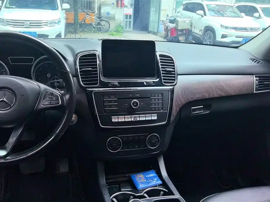 Mercedes-Benz GLE 2017 GLE 320 4MATIC Dynamic фото 13