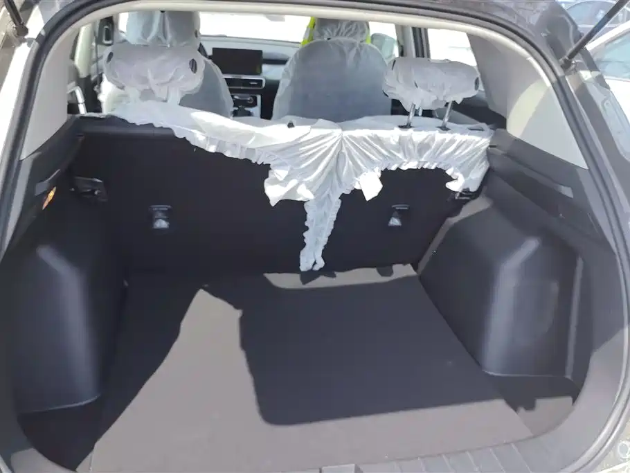 GEELY AUTOMOBILE BINYUE