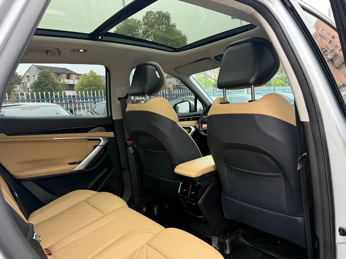 GEELY AUTOMOBILE BOYUE L