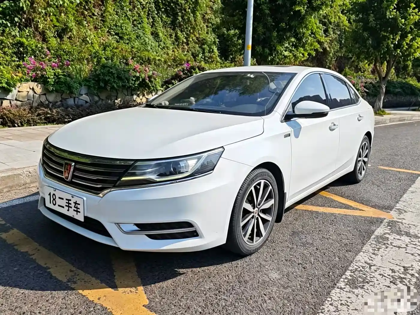 Roewe i6 2017 2018 20T Automatic Internet ZhiXiang Edition