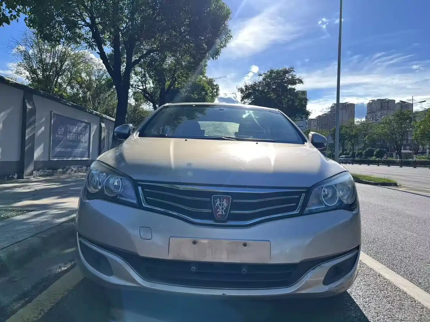 Roewe 350 2017 2015 Model 1.5L Automatic Luxury Sunroof Edition