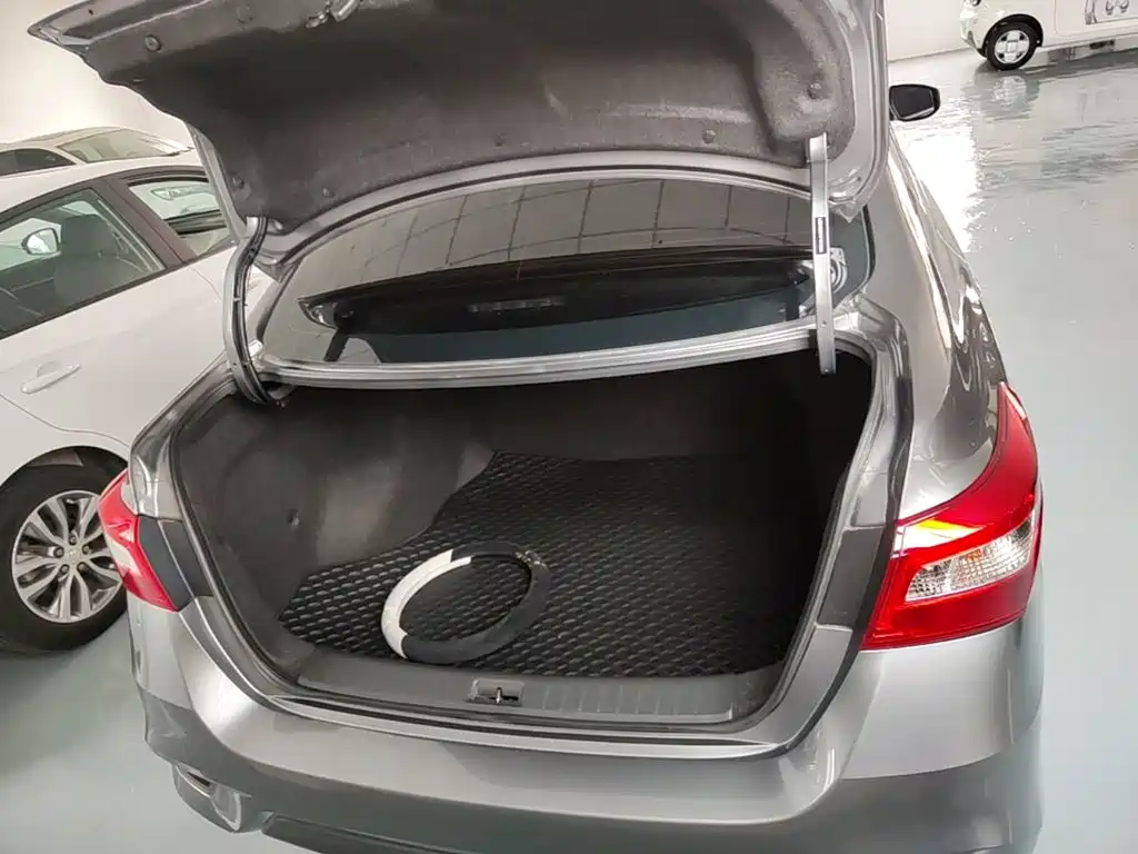 Nissan SYLPHY, миниатюра 19